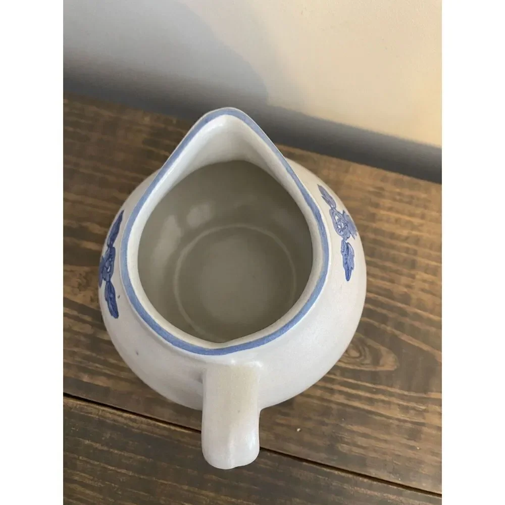 Pfaltzgraff Yorktowne Gravy Sauce Boat Pitcher Blue Gray Stoneware 7-414
